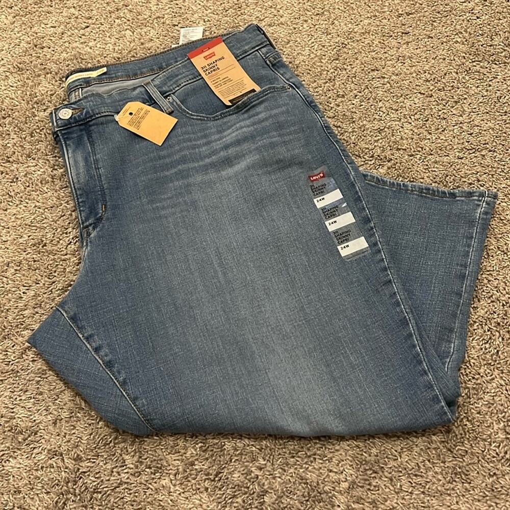 NWT Levi’s Jeans 311 Shaping Skinny Capris Womens‎ Blue Stretch Mid Rise 24W NEW